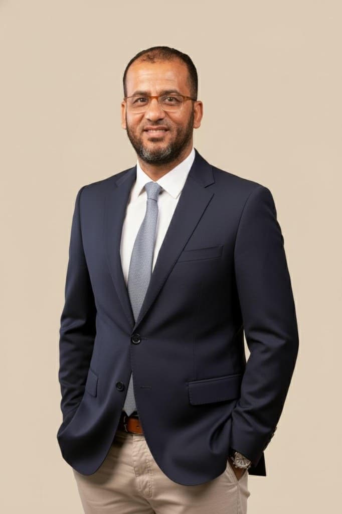 أ. حسن عزت محمد بدر — أمين صندوق مؤسسة رزق