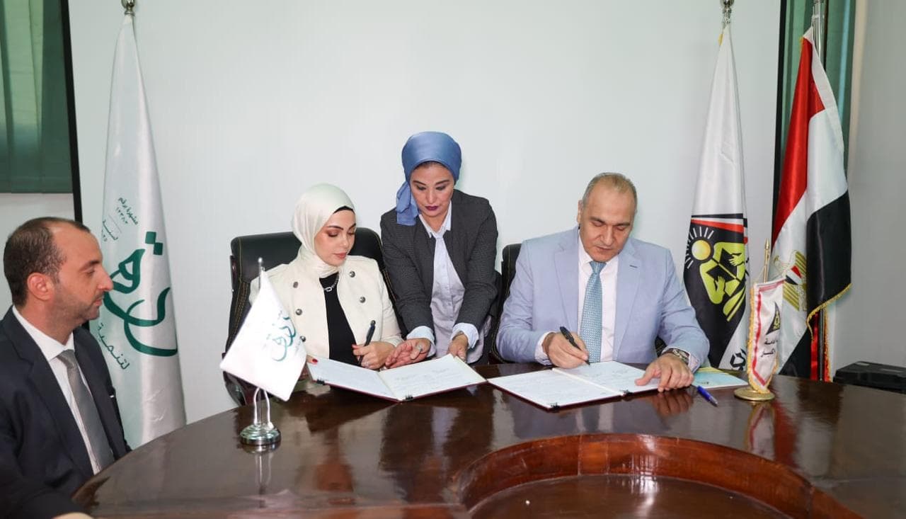 توقيع بروتوكول تعاون بين الهيئة العامة لتعليم الكبار ومؤسسة رزق لتنمية المجتمع