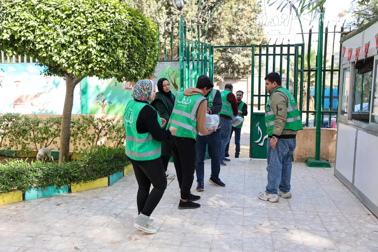 زيارة دار الهنا وتوزيع وجبات الإفطار