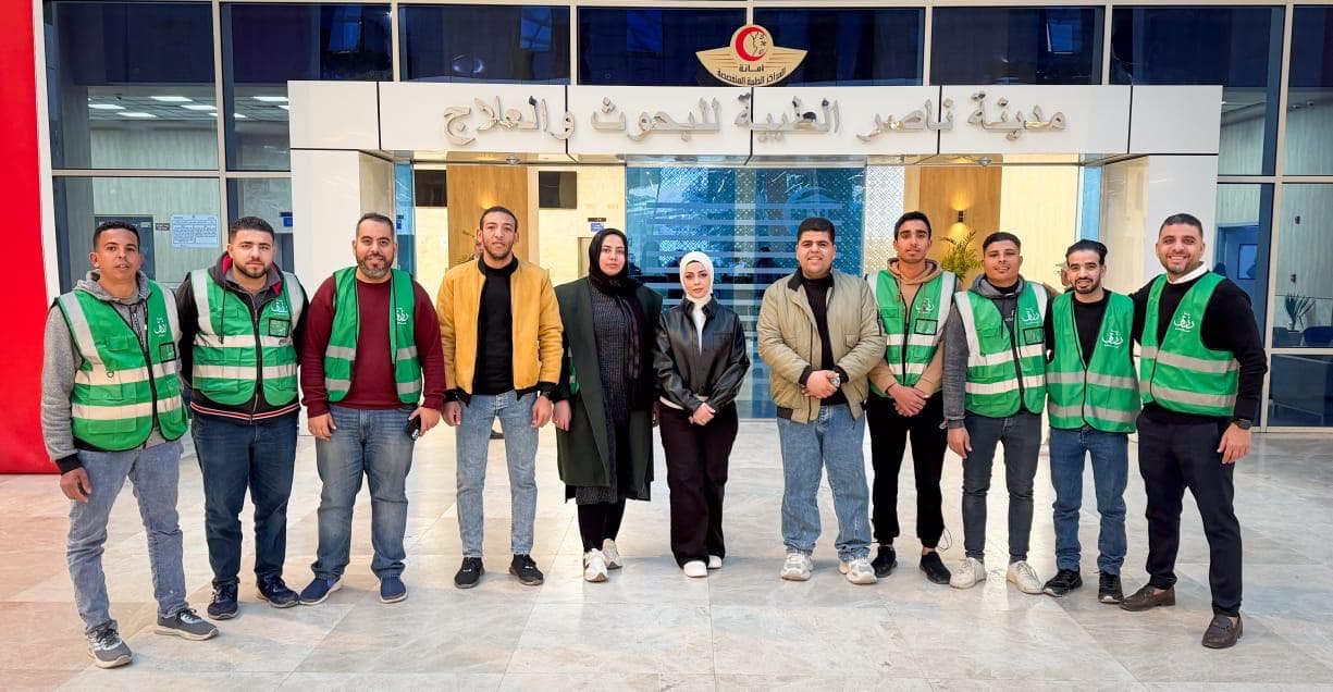 توزيع إفطار رزق على باب معهد ناصر