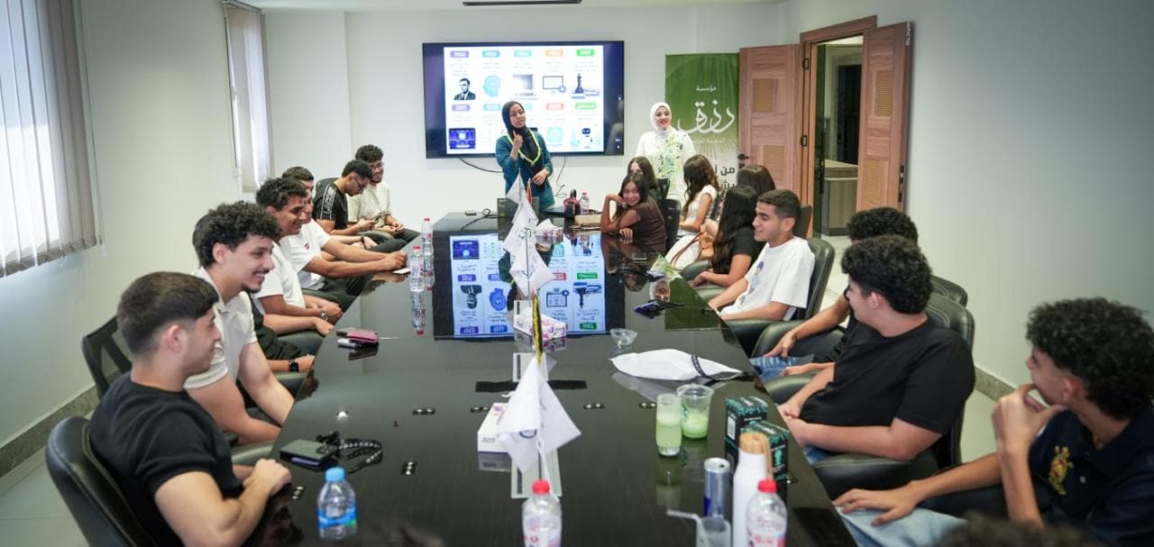 تدريب برنامج التصفح الذكي (Surf Smart) لمتطوعي مؤسسة رزق